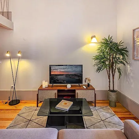 Wood Haven Luxury Duplex Downtown With Ac Appartement *