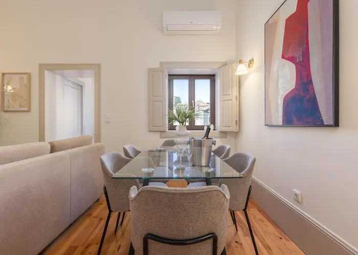 Wood Haven Luxury Duplex Downtown With Ac شقة