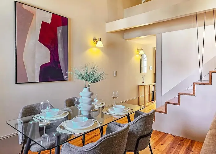 Wood Haven Luxury Duplex Downtown With Ac بورتو