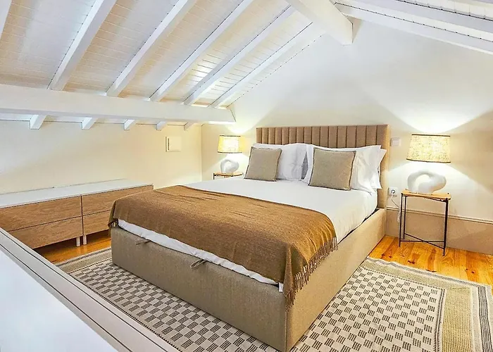 Wood Haven Luxury Duplex Downtown With Ac Lejlighed