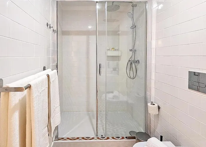 Wood Haven Luxury Duplex Downtown With Ac * Porto