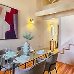Wood Haven Luxury Duplex Downtown With Ac Oporto