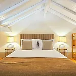 Wood Haven Luxury Duplex Downtown With Ac *