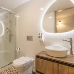 Wood Haven Luxury Duplex Downtown With Ac