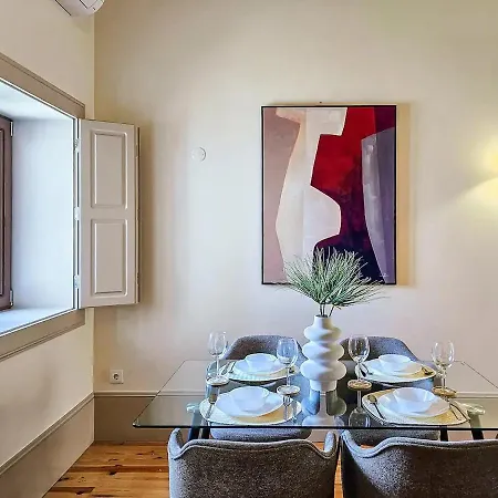 Wood Haven Luxury Duplex Downtown With Ac * 포르투