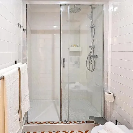 Wood Haven Luxury Duplex Downtown With Ac * 포르투