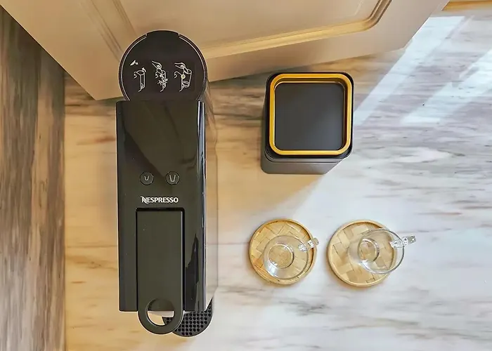 Apartment Wood Haven Luxury Duplex Downtown With Ac